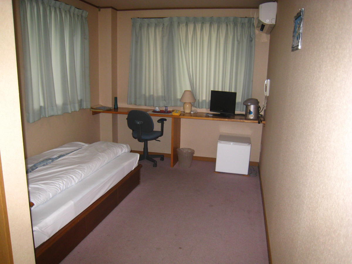 Business Hotel Ojiro Shizuoka Phòng bức ảnh